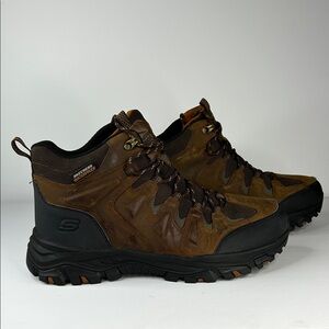 Skechers Men's Brown and Black Outdoor Boots